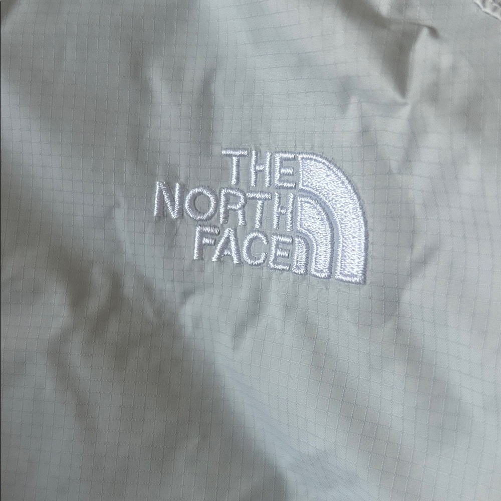 The North Face Women's Packable Rain Jacket - Cream - Picture 3 of 15